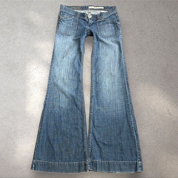 !! SOLD DO NOT BUY !! DKNY Ultra Low Rise Flare Jeans - Picture 1 of 8